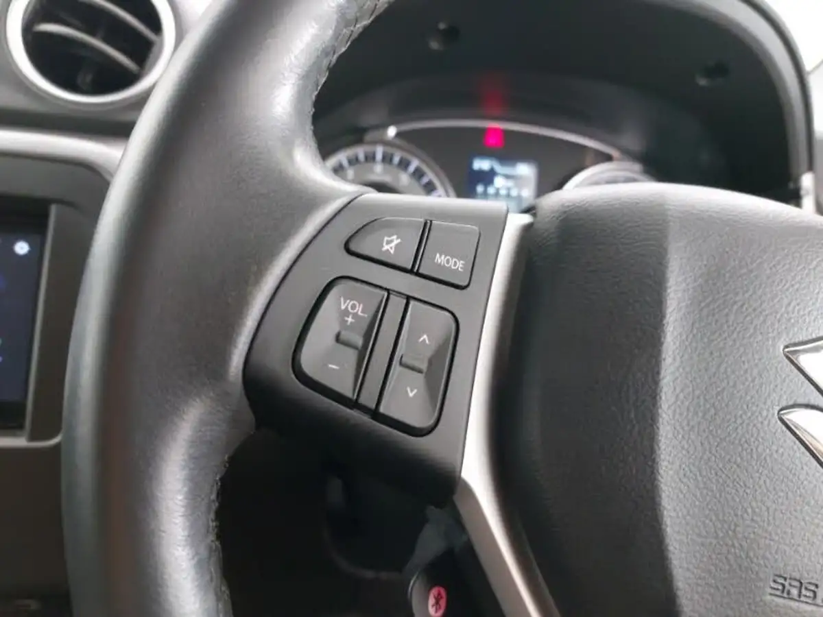 2022-suzuki-vitara-14-boosterjet-sz-t-big-12