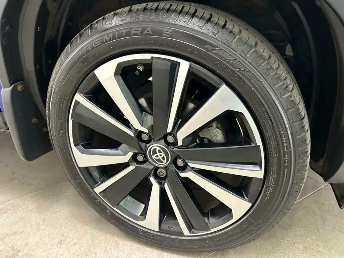2022-toyota-yaris-cross-15-vvt-i-premiere-edition-big-25