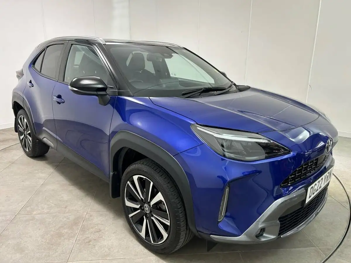 2022-toyota-yaris-cross-15-vvt-i-premiere-edition-big-1