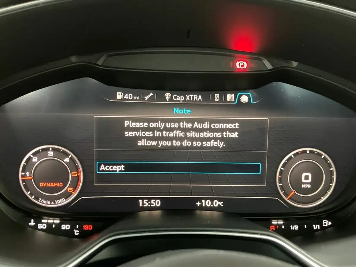 2016-audi-tt-coupe-20-tdi-s-line-big-26