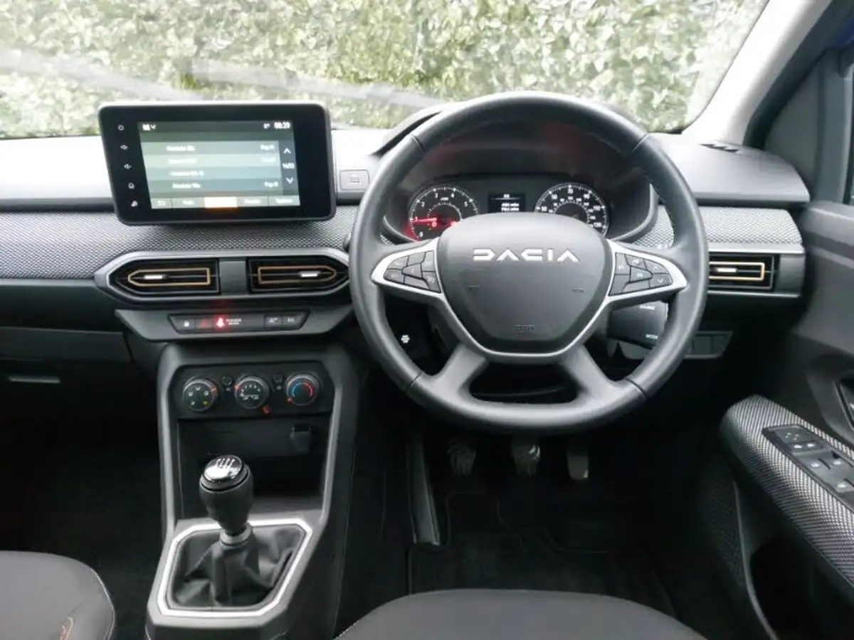 2024-dacia-sandero-stepway-10-tce-expression-90bhp-big-6