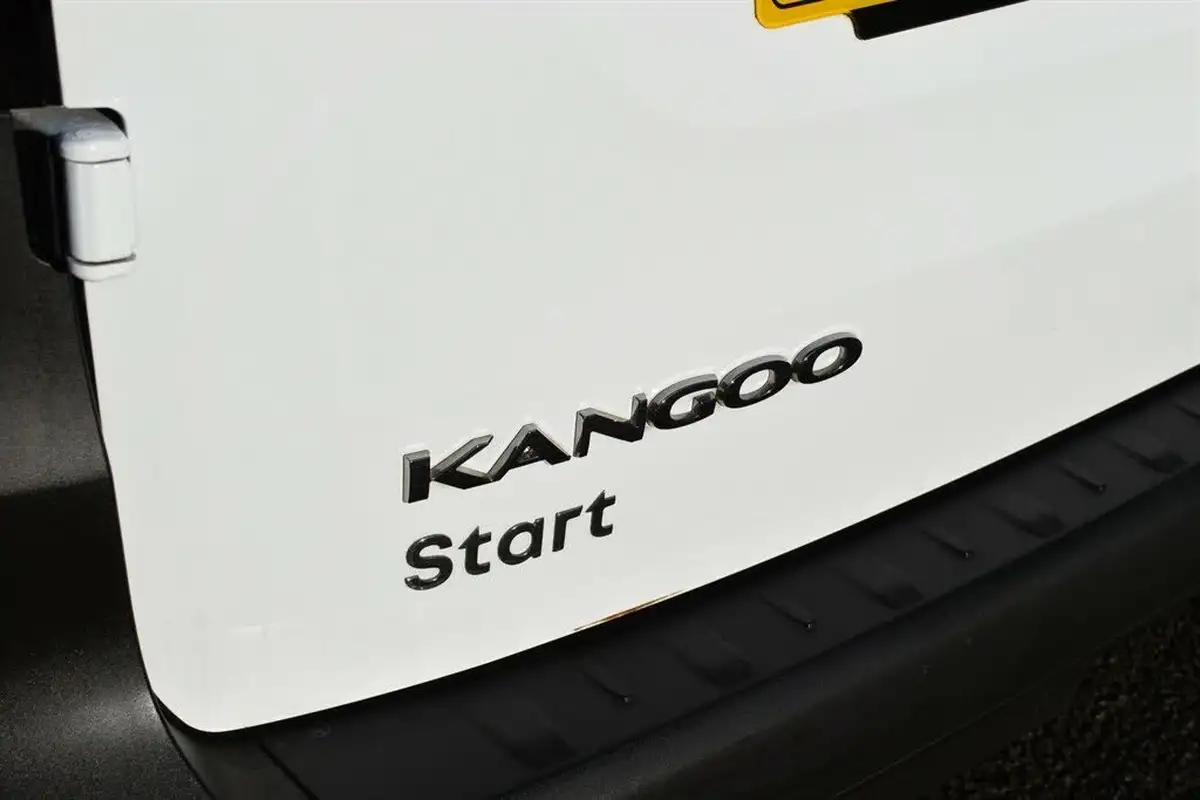 2023-renault-kangoo-e-ml19-e-tech-start-rc-big-24
