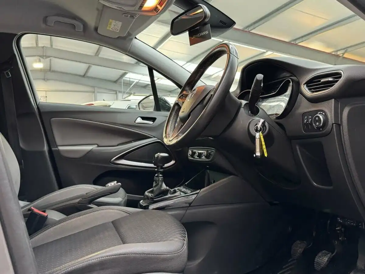 2018-vauxhall-crossland-x-16-tech-line-nav-120ps-big-13