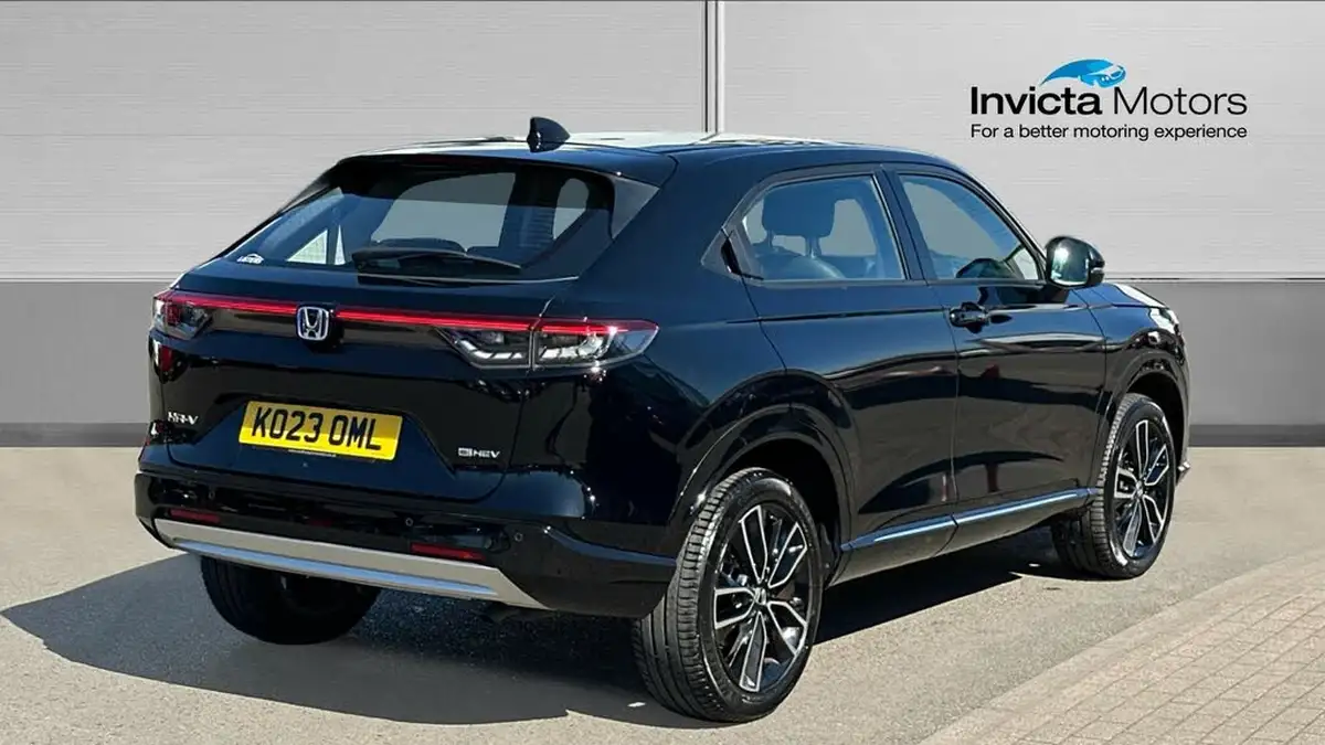 2023-honda-hr-v-15-i-mmd-advance-big-2