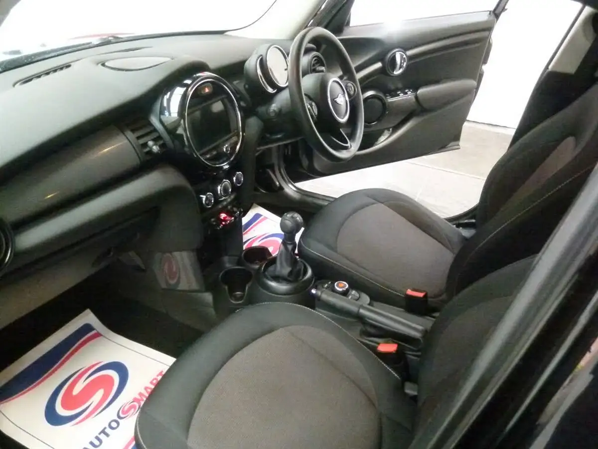 2018-mini-cooper-15-cooper-series-ii-ss-hatchback-5d-big-14