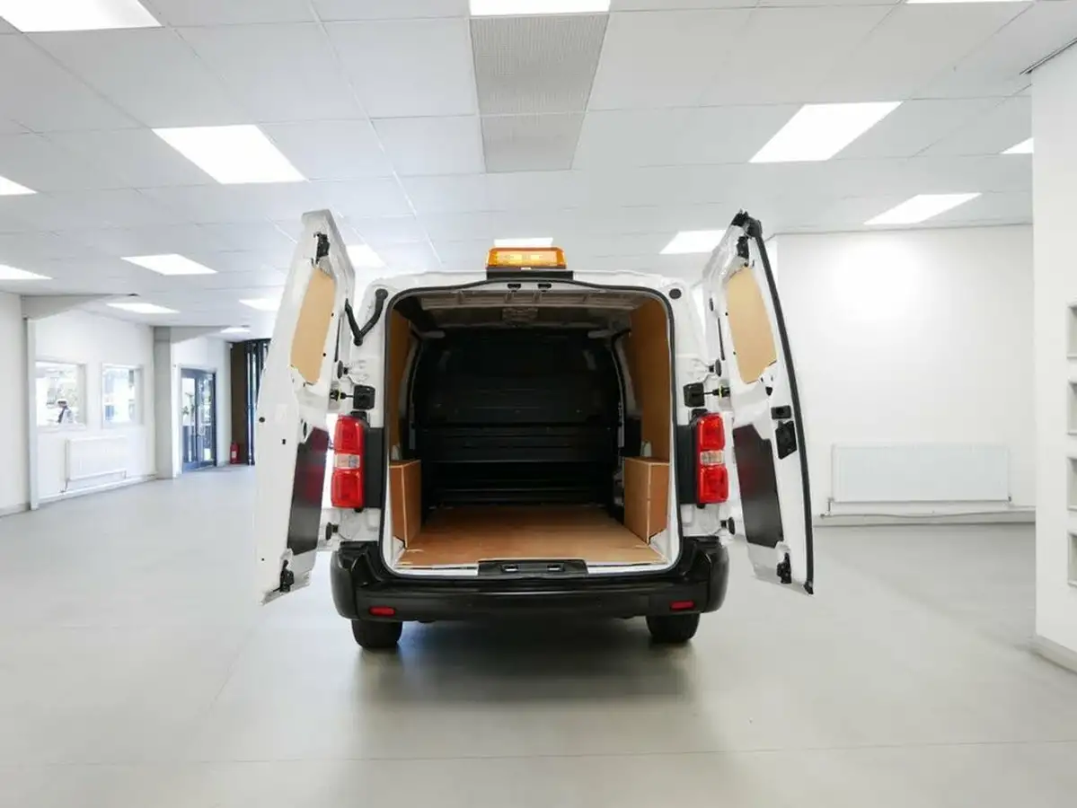 2022-vauxhall-vivaro-15td-2900-l2h1-dynamic-big-22
