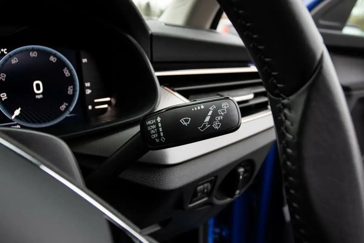 2022-skoda-kamiq-15-tsi-se-l-big-19