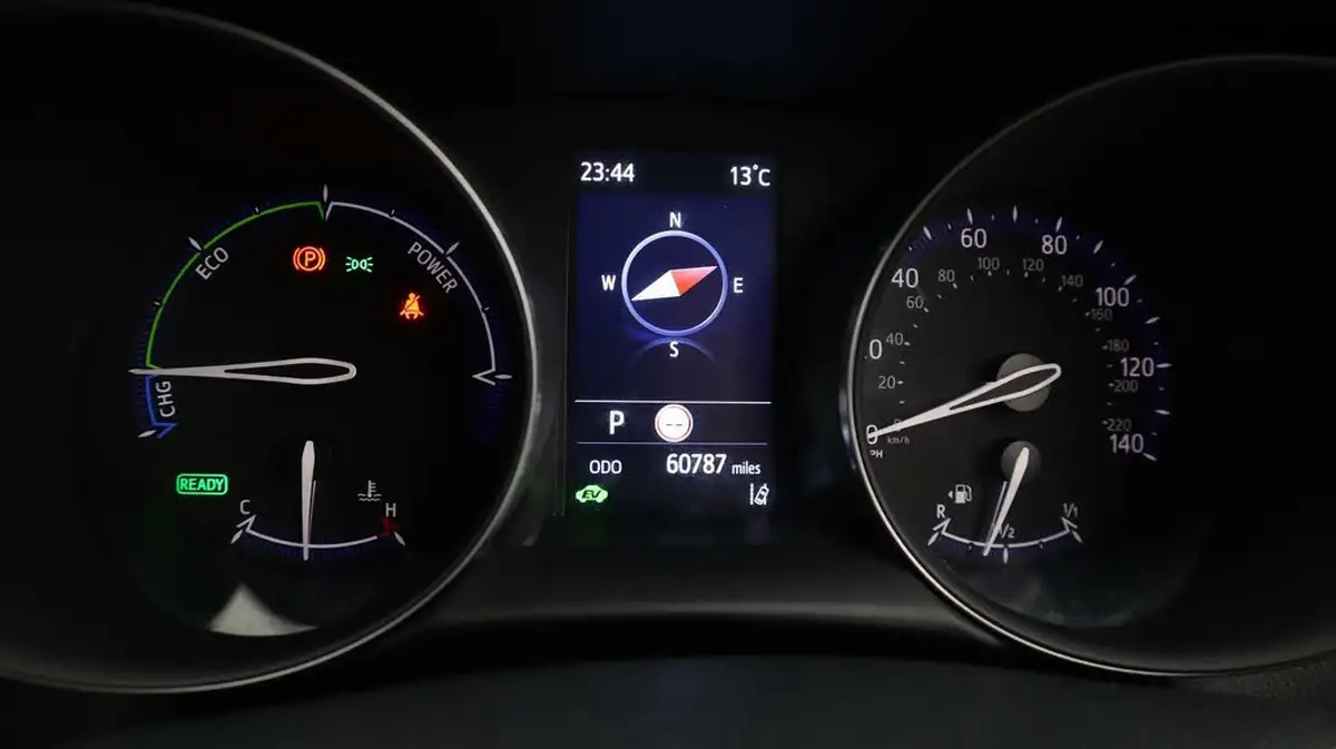 2021-toyota-c-hr-18-vvt-i-gr-sport-big-10
