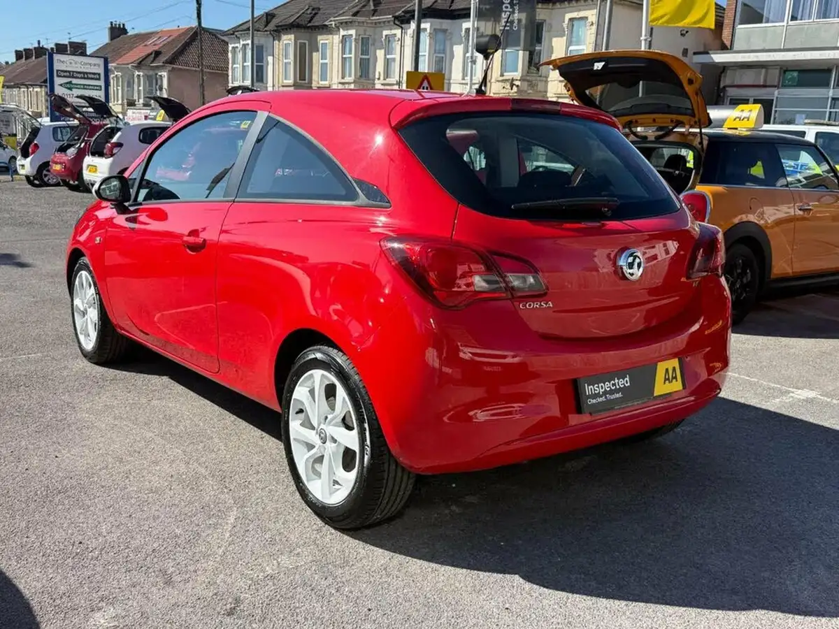 2016-vauxhall-corsa-14i-sting-75ps-3d-big-6