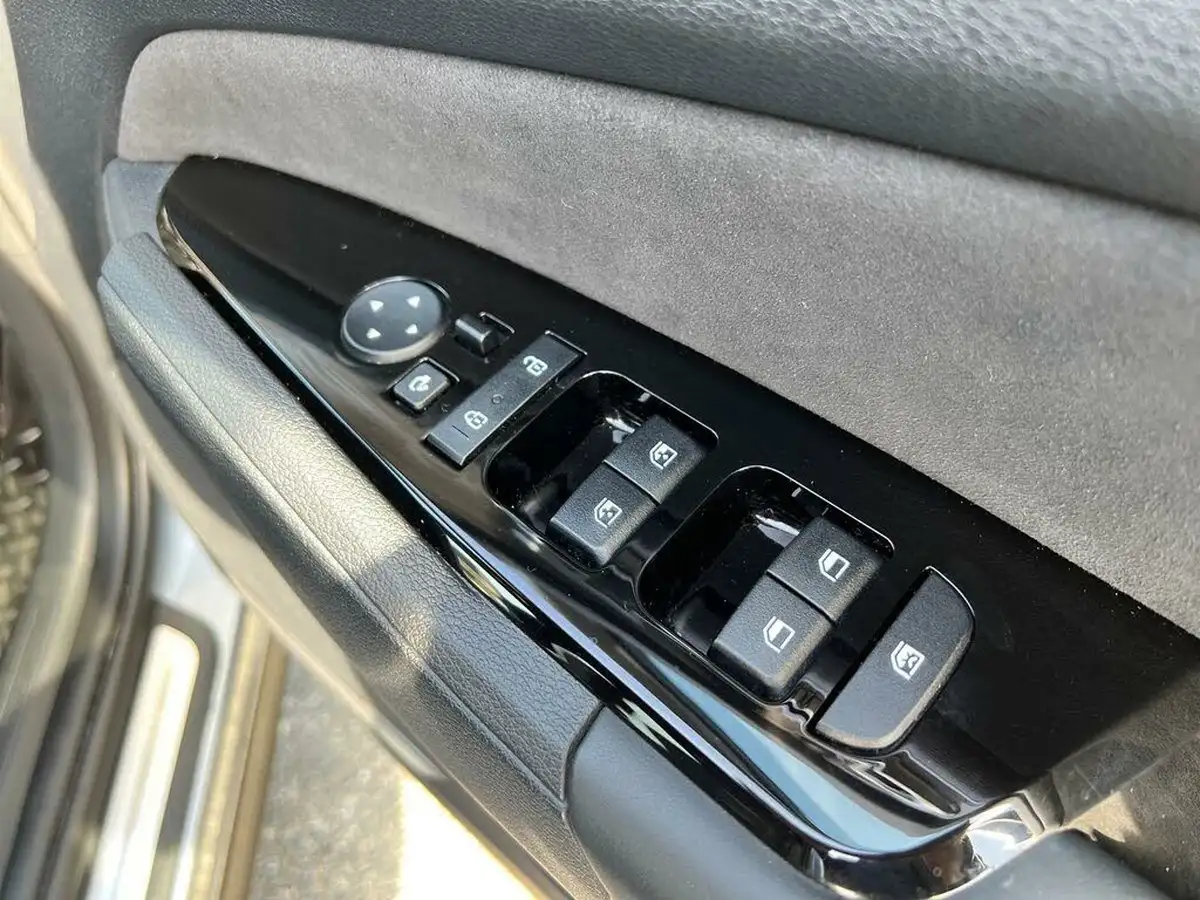 2023-kia-sportage-16-t-gdi-gt-line-261bhp-awd-phev-auto-big-27