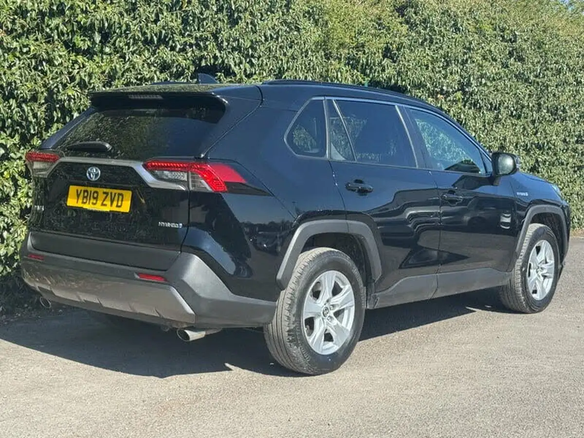 2019-toyota-rav4-25-vvt-i-icon-big-3