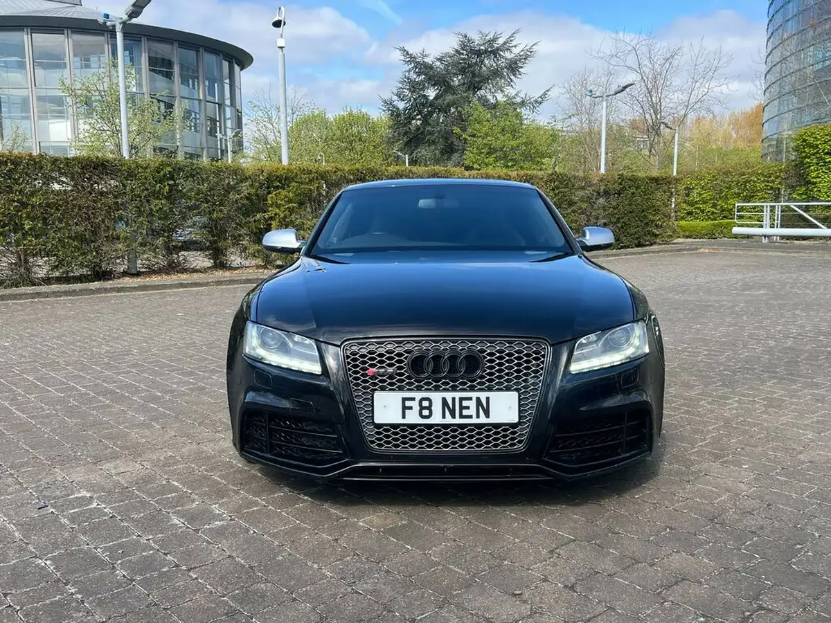2011-audi-rs5-42-quattro-big-3