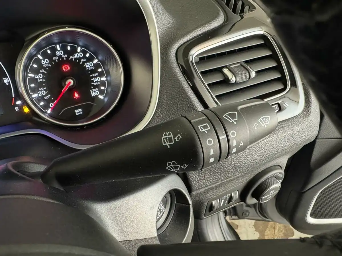 2021-jeep-compass-14-multiair-ii-night-eagle-big-26