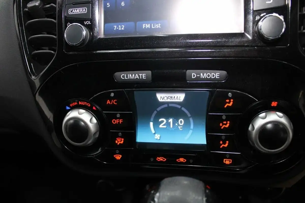 2018-nissan-juke-16-tekna-117ps-1598cc-xtronic-cvt-big-25