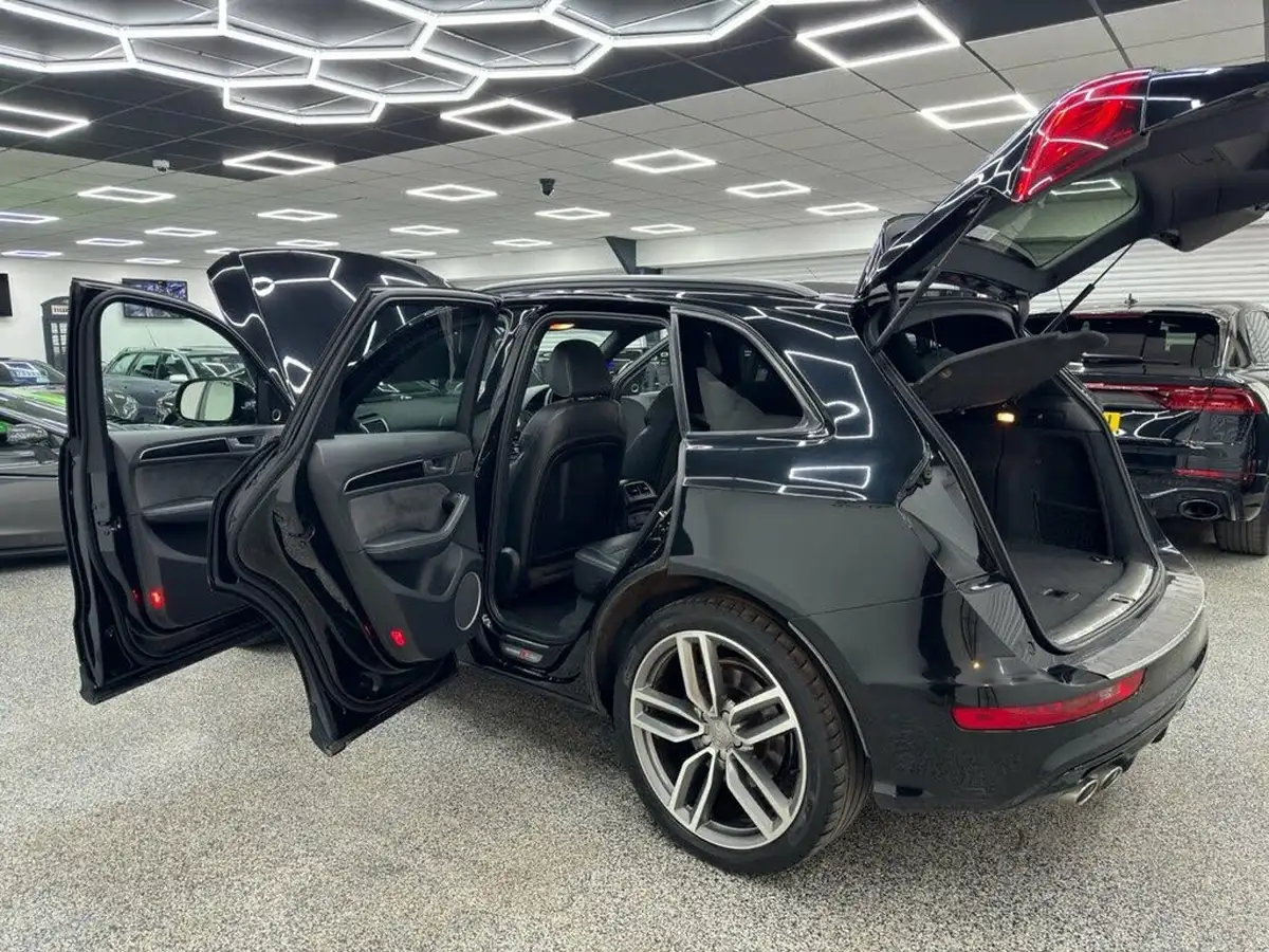 2016-audi-sq5-30-bitdi-quattro-30bitdi-339ps-plus-big-13