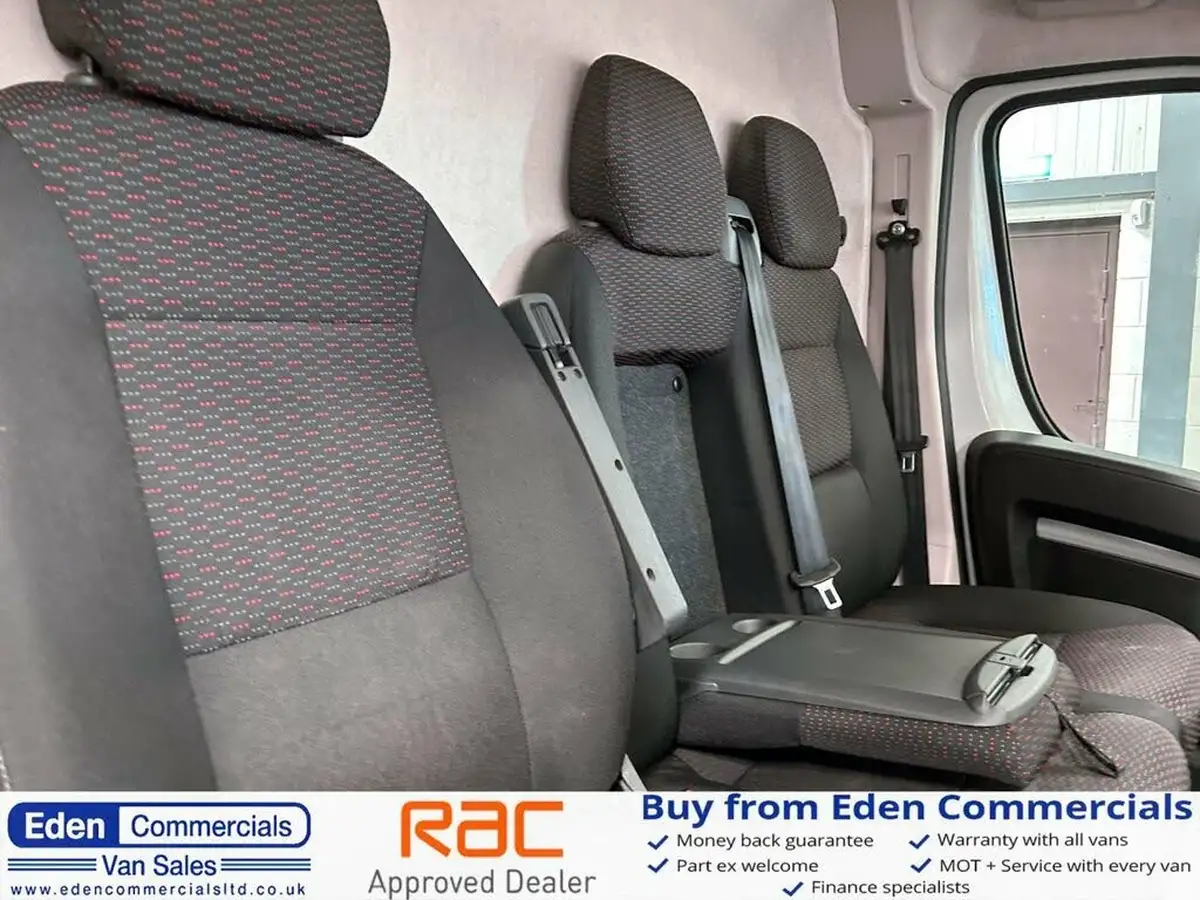 2022-citroen-relay-22bluehdi-35-l3h2-enterprise-panel-big-22