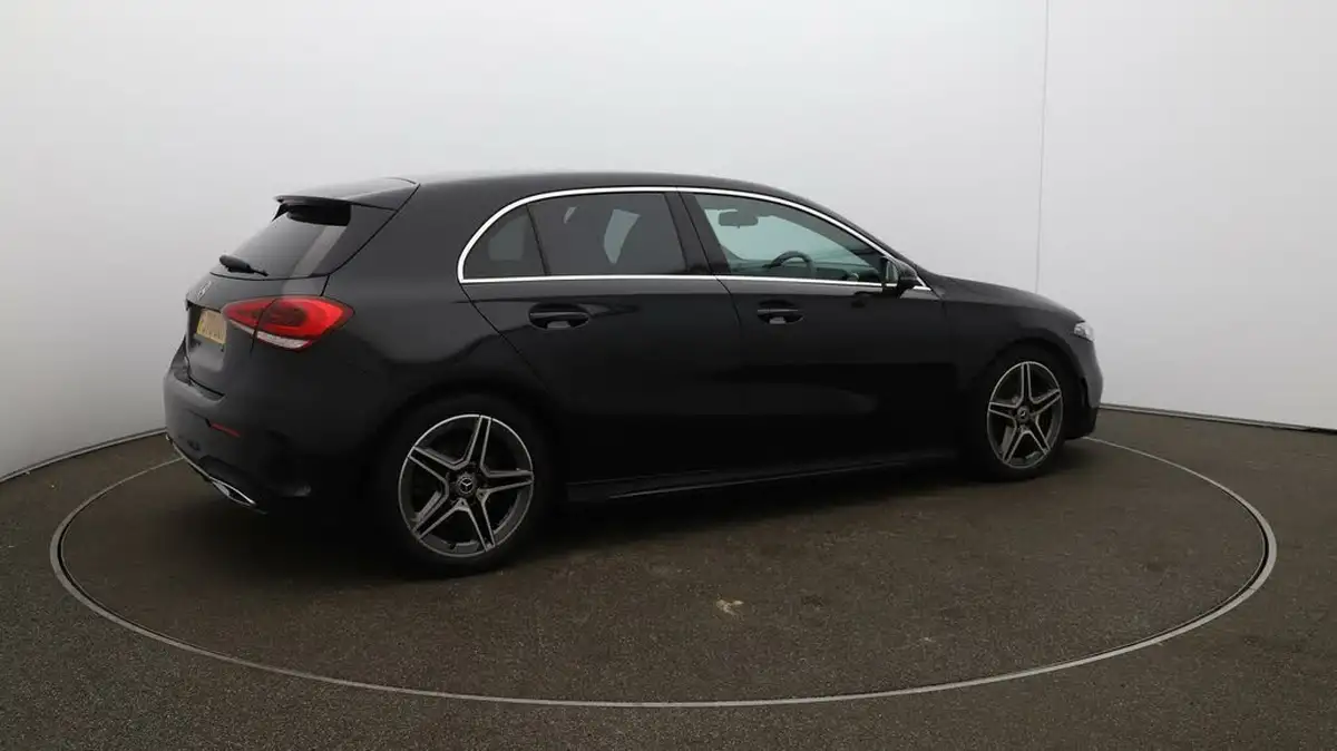2020-mercedes-benz-a-class-20d-a220d-amg-line-hatchback-5d-big-43