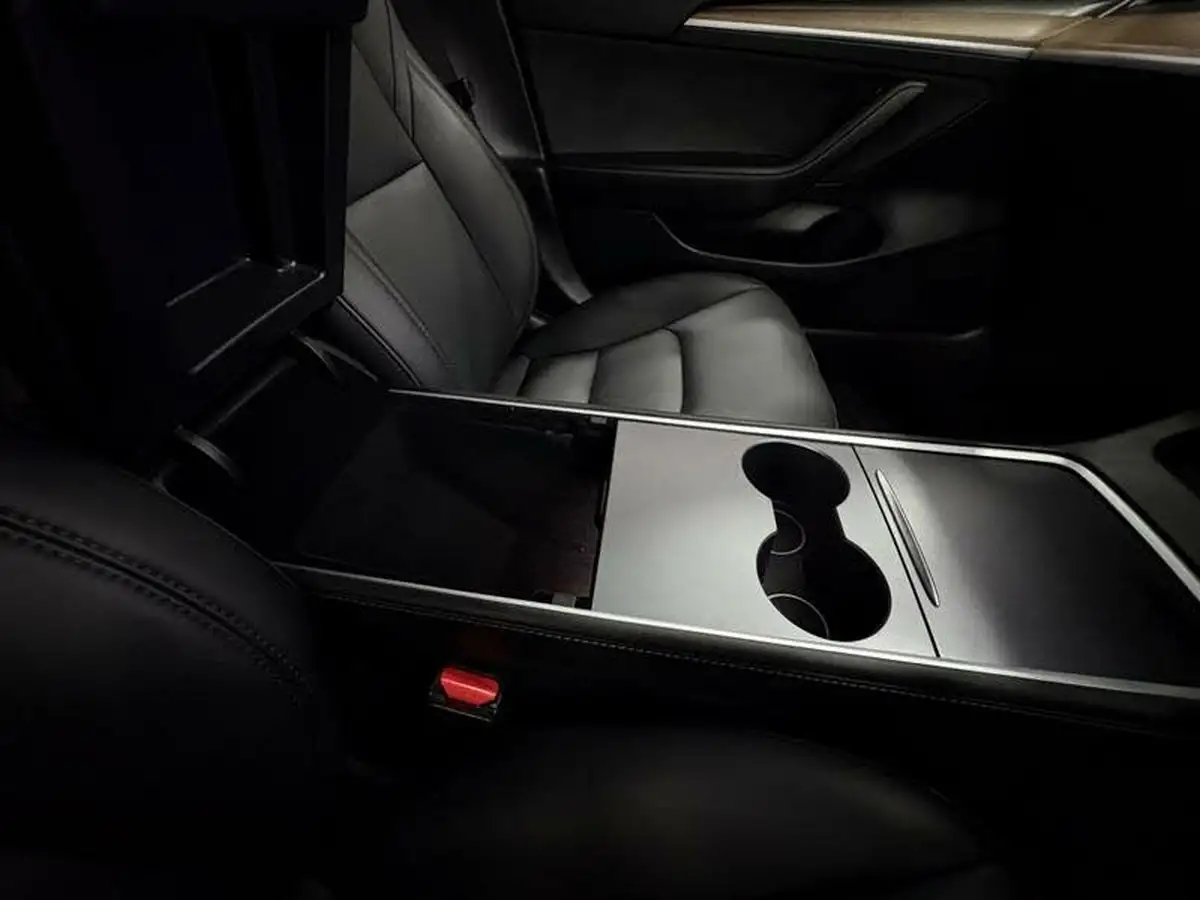 2023-tesla-model-3-e-long-range-346bhp-big-33