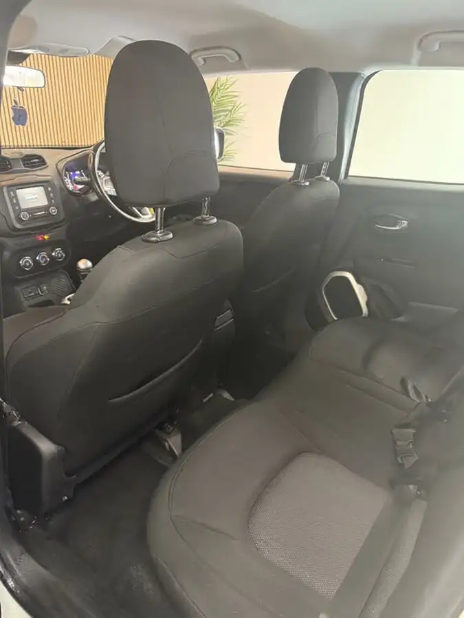 2016-jeep-renegade-14-multiair-ii-longitude-big-23