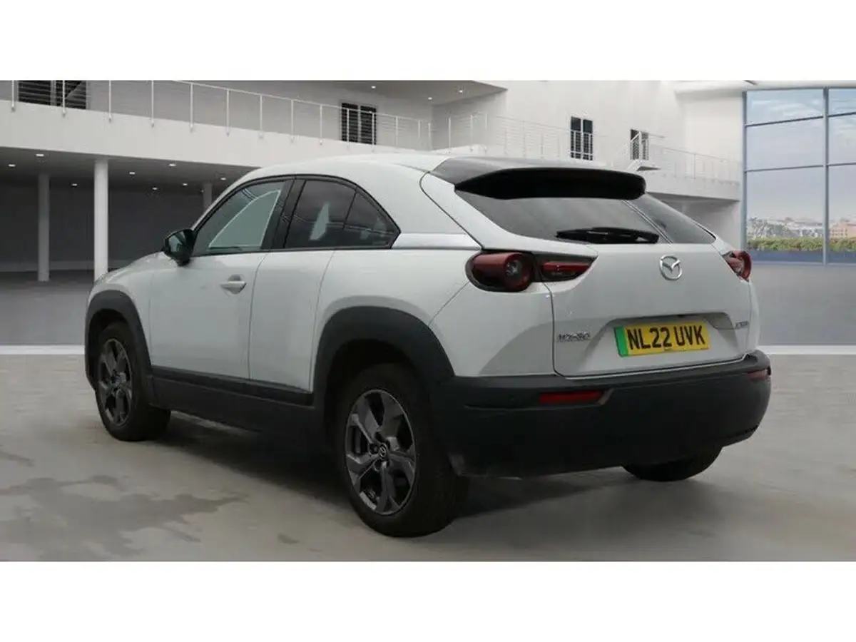 2022-mazda-mx-30-e-sport-lux-big-10