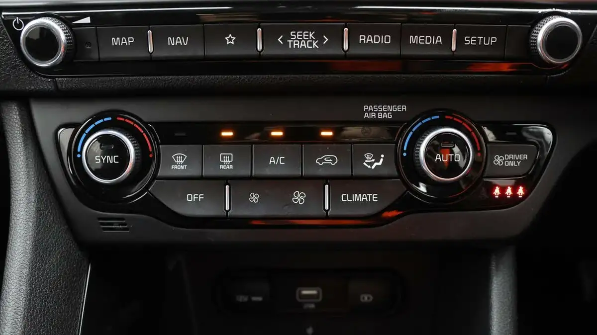 2020-kia-niro-16-gdi-3-big-11