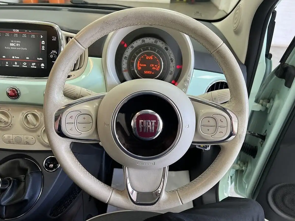 2016-fiat-500-12-lounge-big-10