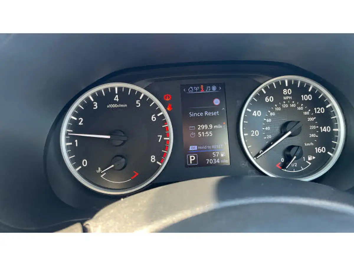 2023-nissan-juke-10-dig-t-acenta-dct-big-23