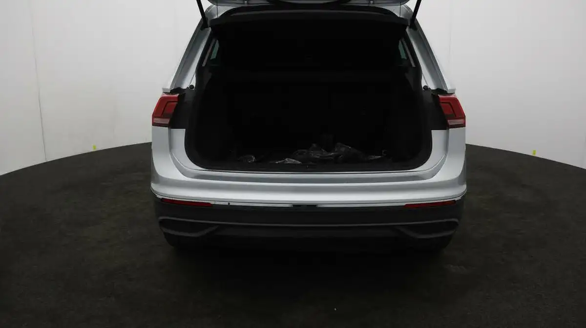 2021-volkswagen-tiguan-15-tsi-life-150ps-dsg-big-16