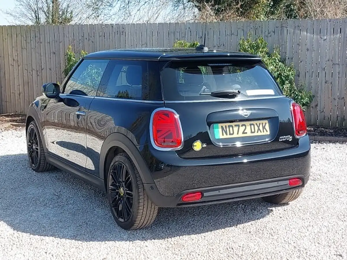 2023-mini-cooper-e-cooper-s-2-big-1