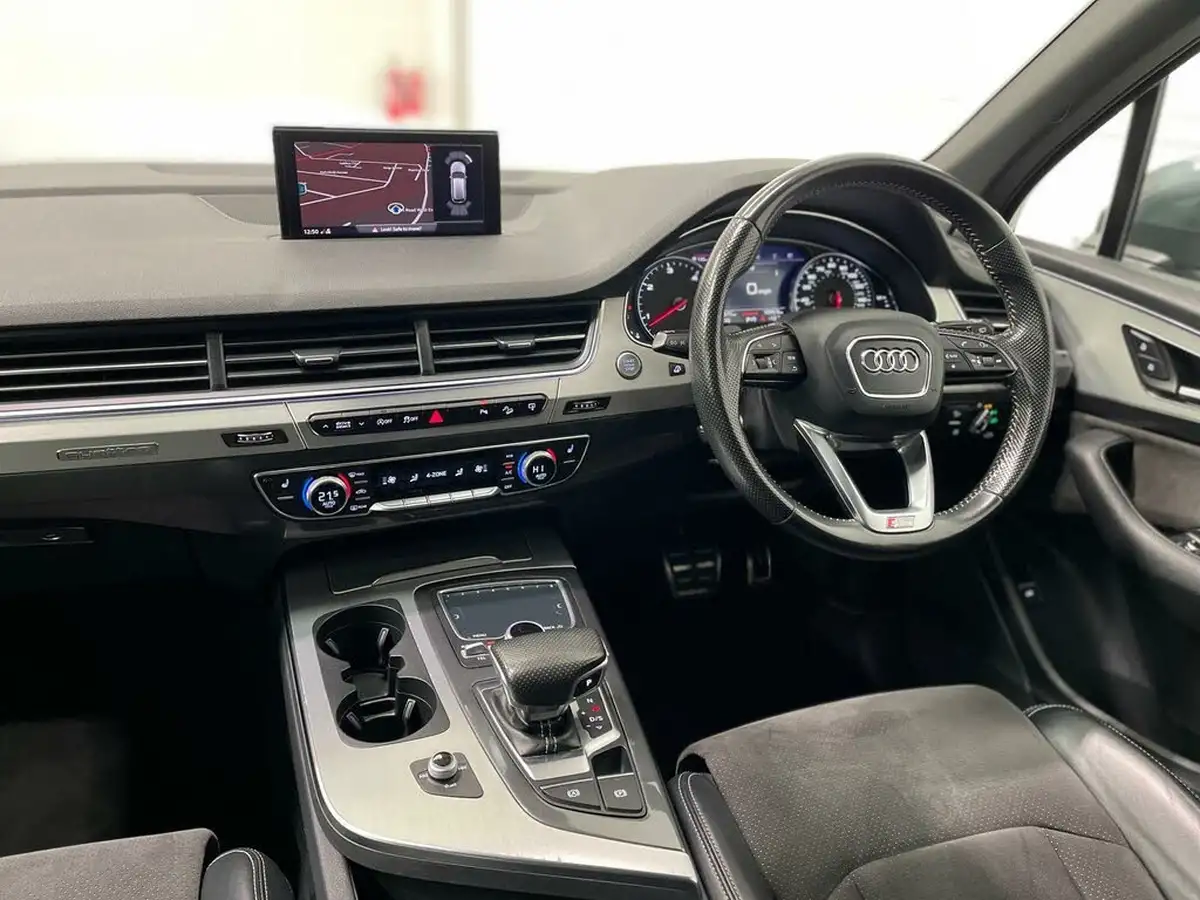 2017-audi-q7-30tdi-quattro-s-line-272ps-big-30
