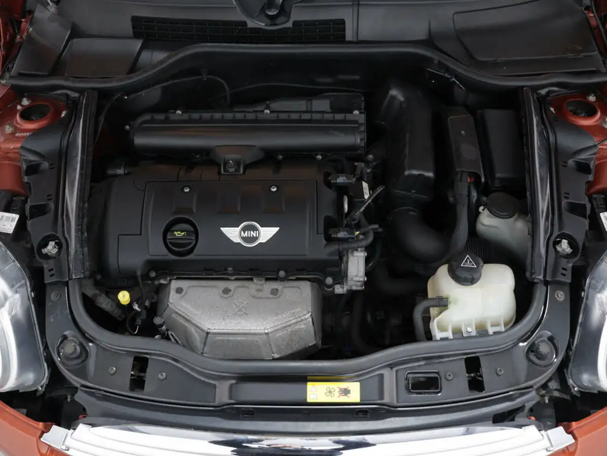 2012-mini-cooper-16-cooper-122bhp-coupe-3d-big-38