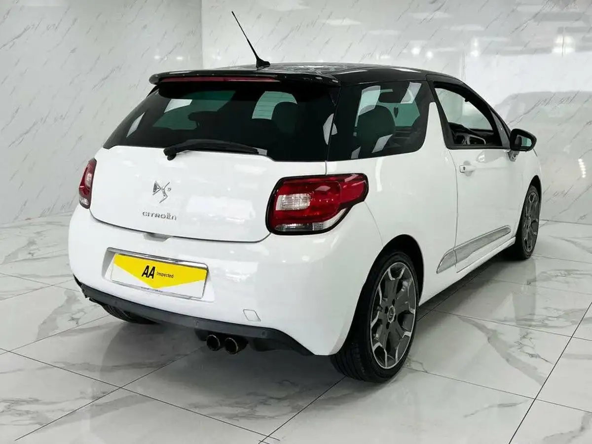2012-citroen-ds3-16-ultra-prestige-big-8