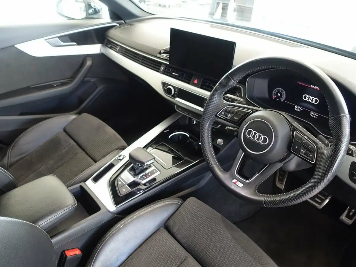 2020-audi-a4-avant-20-30-tdi-s-line-big-2