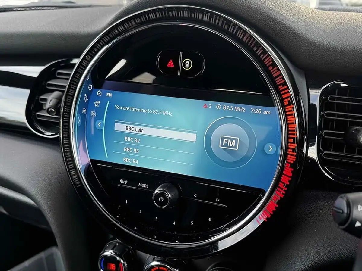 2022-mini-cooper-e-cooper-s-2-big-35