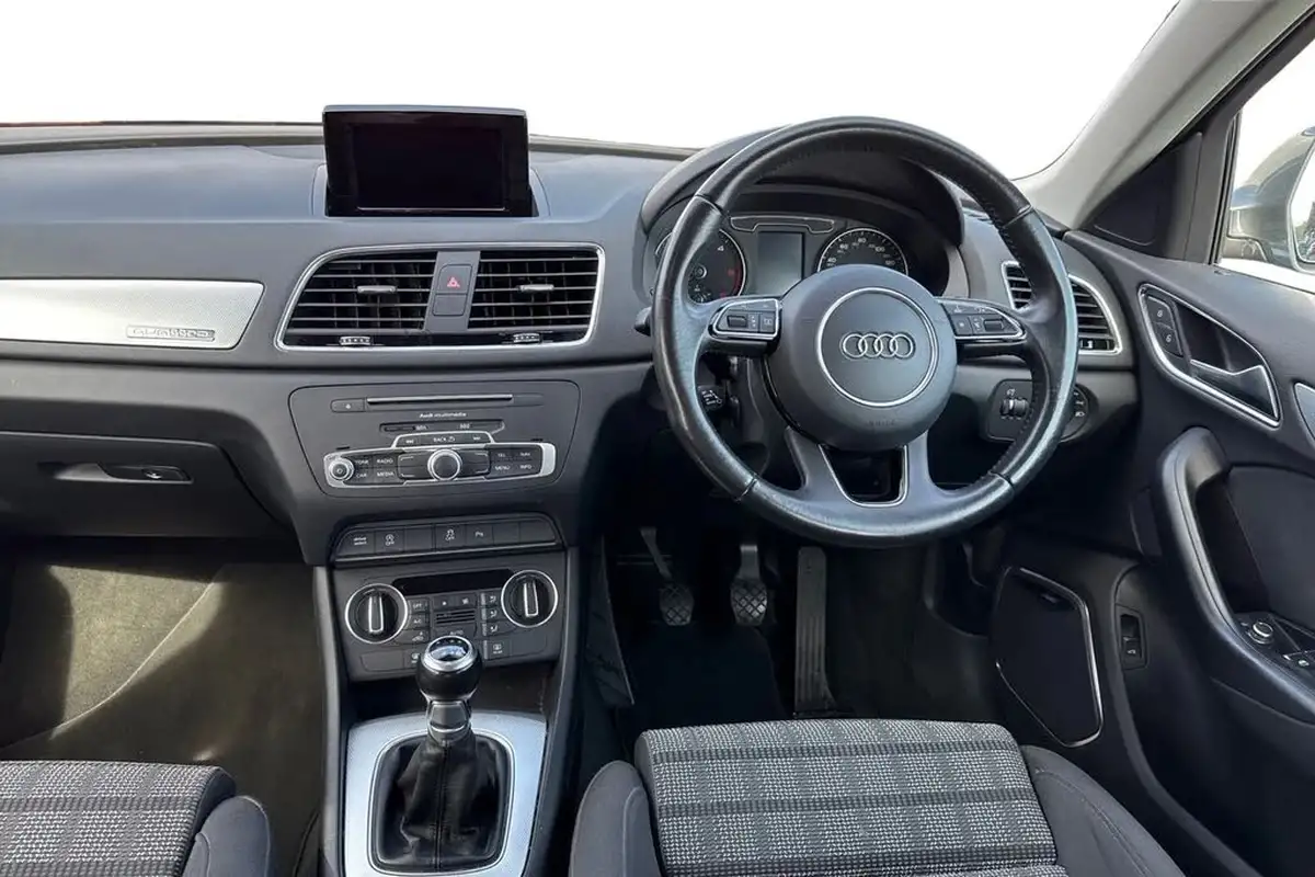 2015-audi-q3-20-tdi-quattro-se-150ps-big-16