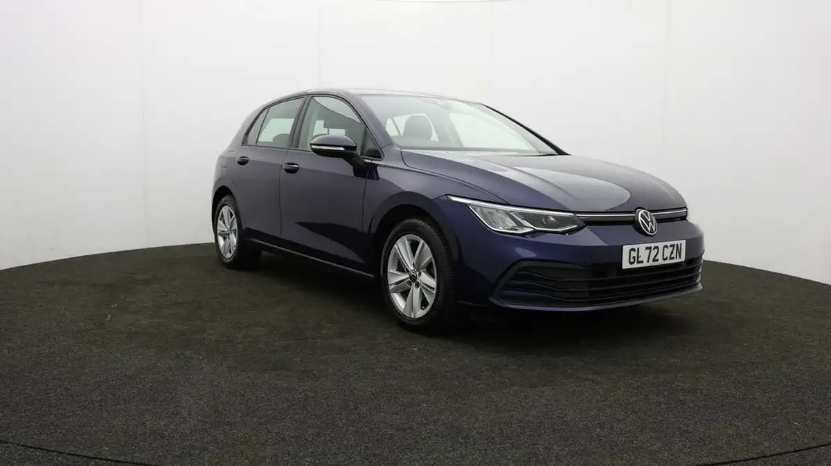 2022-volkswagen-golf-15-tsi-life-130ps-hatchback-big-39