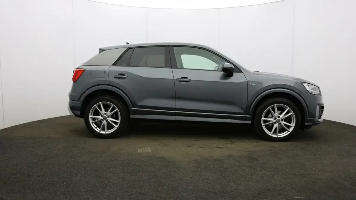 2019-audi-q2-16-30-tdi-s-line-big-44