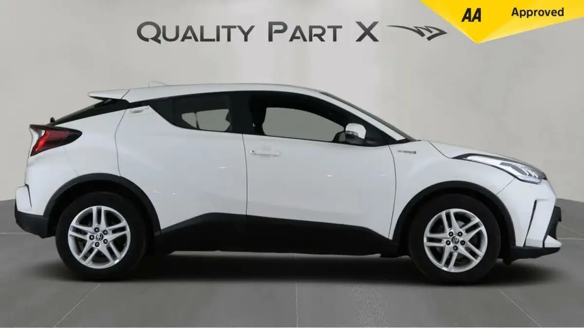 2021-toyota-c-hr-18-vvt-i-icon-big-7