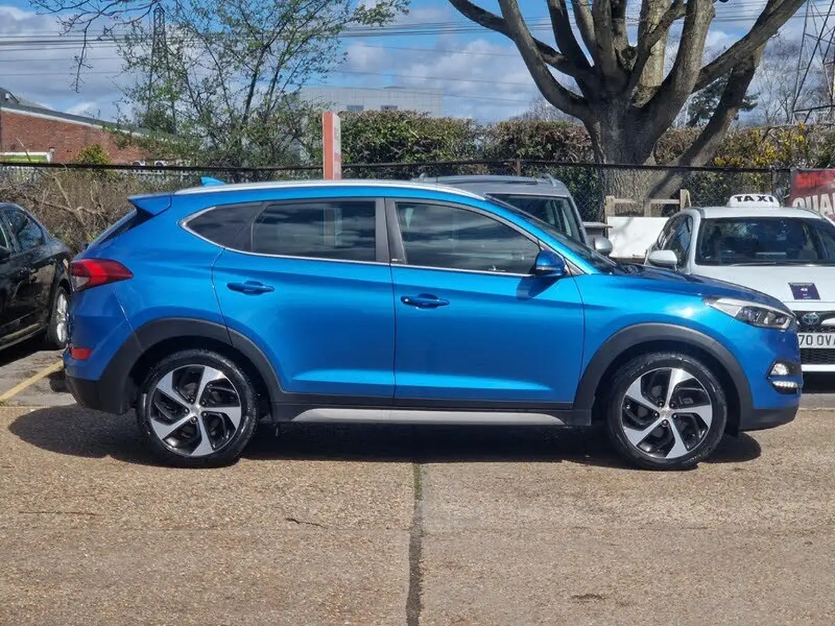 2017-hyundai-tucson-17crdi-blue-drive-sport-edition-141ps-dct-big-1