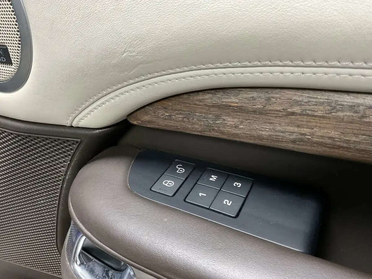 2017-land-rover-discovery-30td6-hse-luxury-big-35