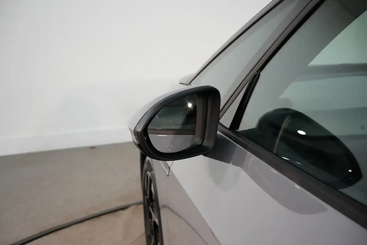 2021-volkswagen-id3-e-family-145ps-big-14