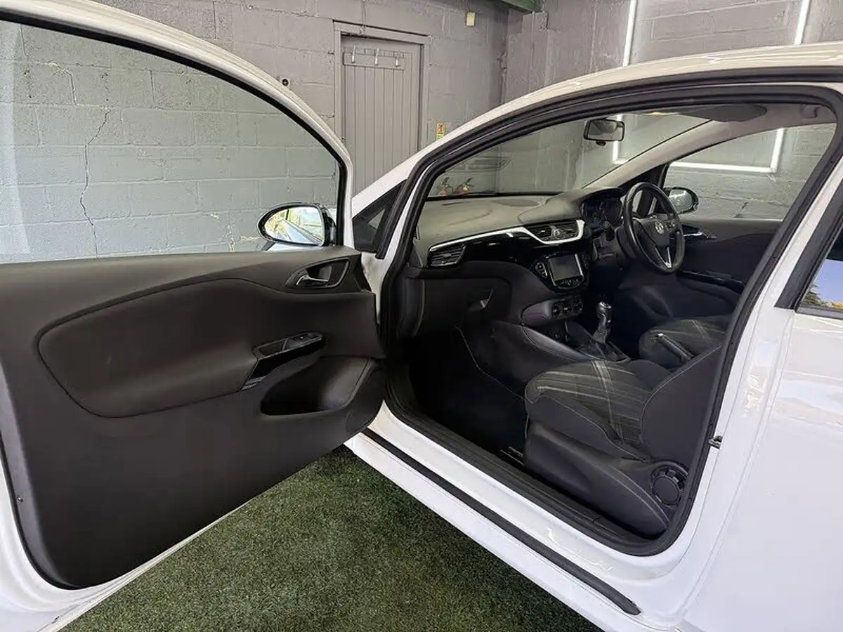 2015-vauxhall-corsa-10i-turbo-limited-edition-3d-big-29