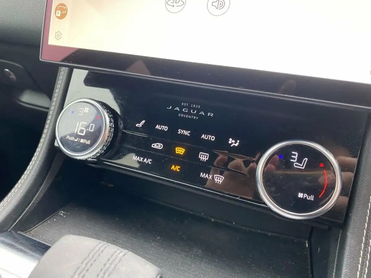 2021-jaguar-f-pace-20-d200-r-dynamic-s-mhev-big-18