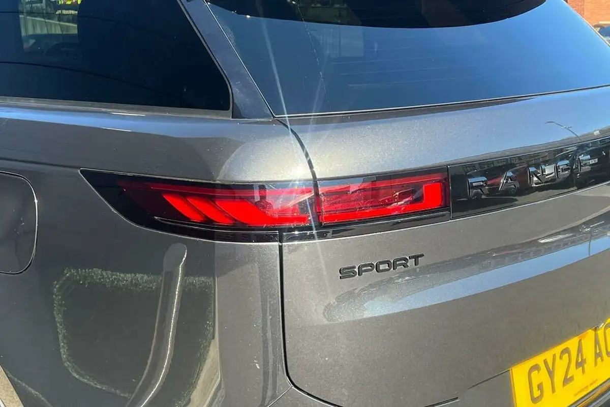 2024-land-rover-range-rover-sport-30-p460e-autobiography-big-37