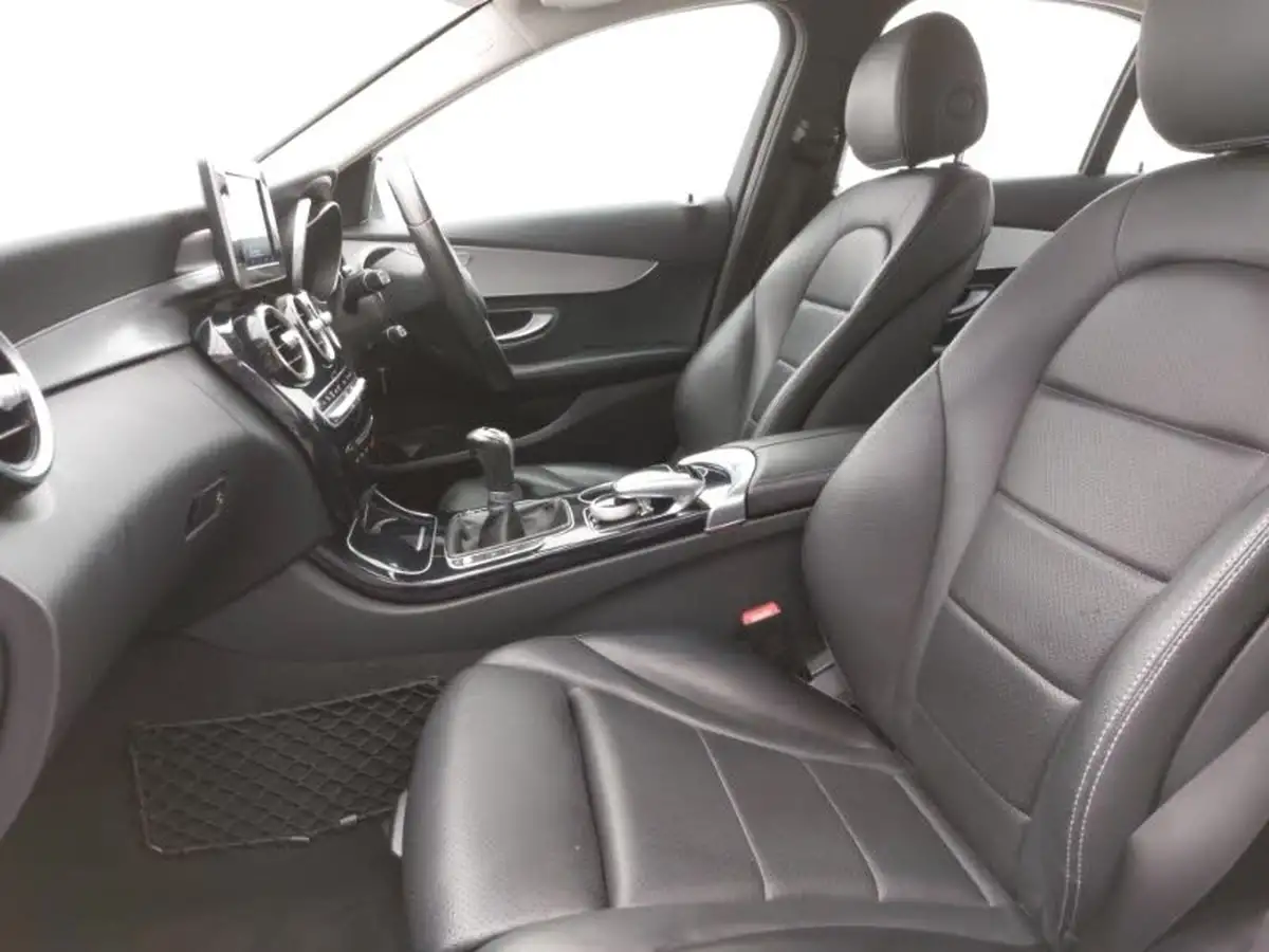 2017-mercedes-benz-c-class-21d-c220d-sport-ss-saloon-4d-big-4
