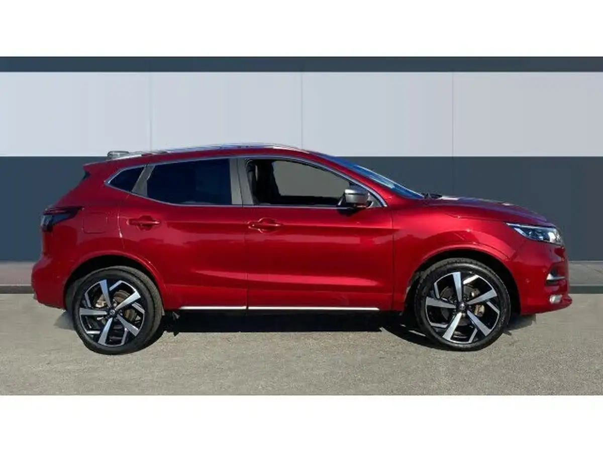 2019-nissan-qashqai-13-dig-t-tekna-160ps-19in-alloys-dct-big-4