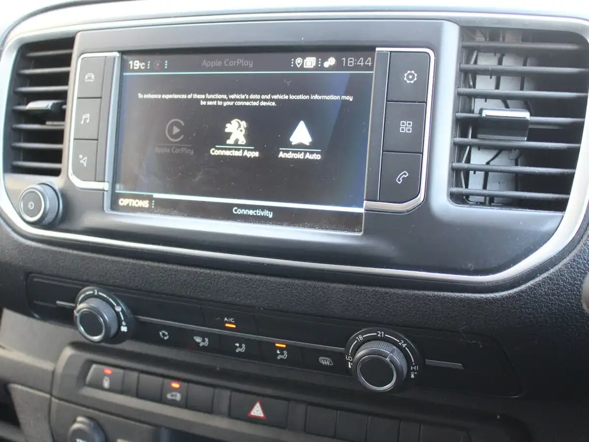 2023-peugeot-expert-15-bluehdi-asphalt-premium-long-1000-big-39