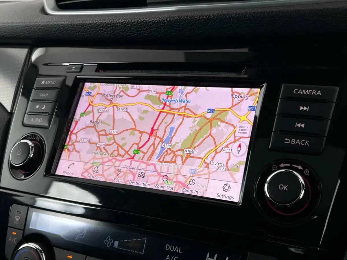 2019-nissan-qashqai-15dci-n-motion-drive-assist-pack-big-23