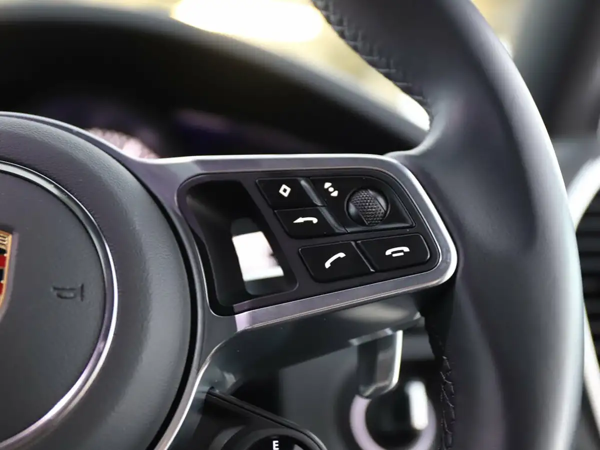 2023-porsche-cayenne-30-v6-e-hybrid-platinum-edition-340ps-coupe-big-24