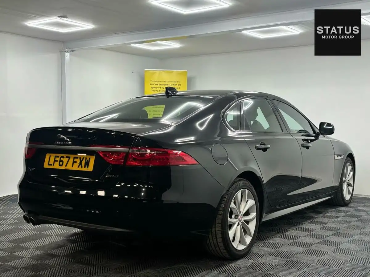 2017-jaguar-xf-20td-r-sport-180ps-saloon-4d-1999cc-auto-big-8